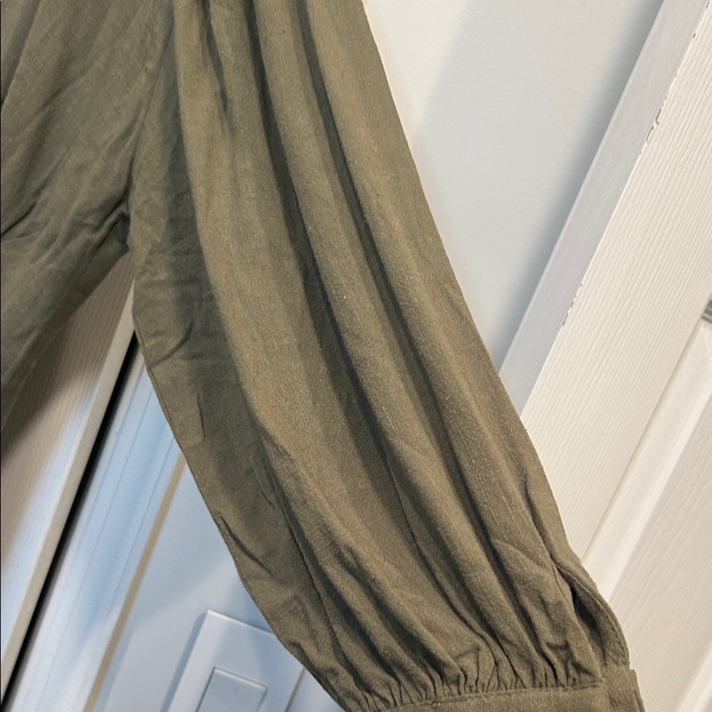 ASOS Curve Olive Green Long Sleeve Midi Dress - Picture 2 of 8